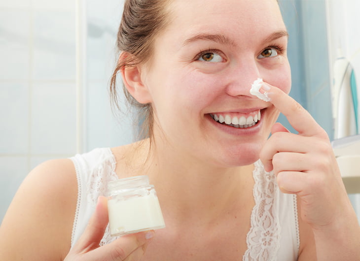Shiny Happy People: The Benefit Of Having Naturally Oily Skin feature image